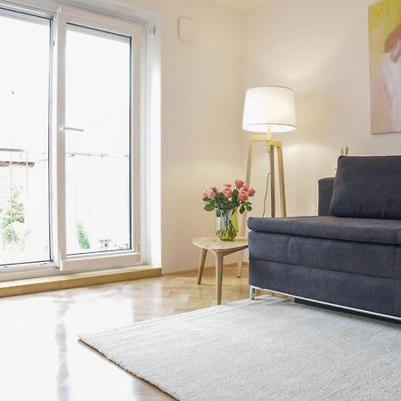 Bright Apartment Ljubljana Eksteriør billede
