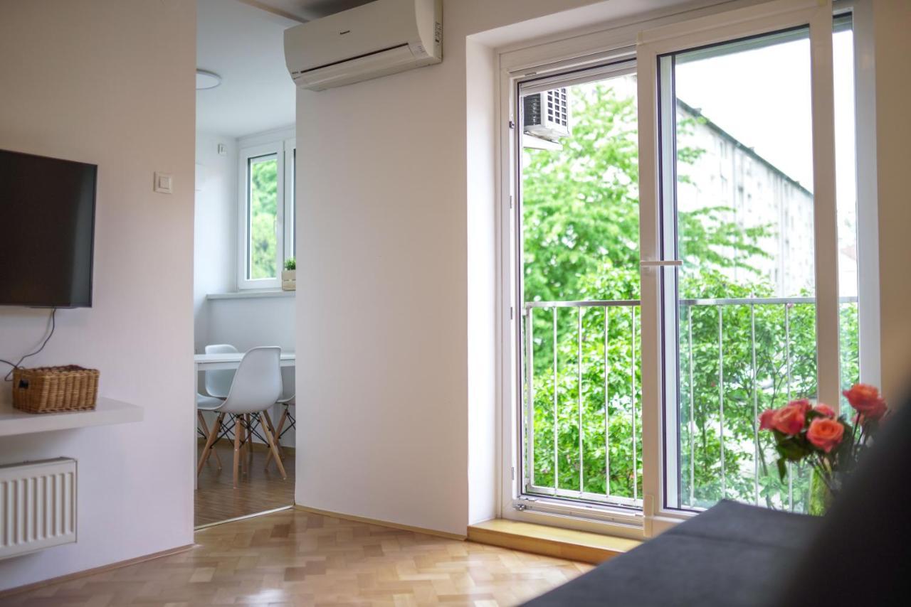 Bright Apartment Ljubljana Eksteriør billede